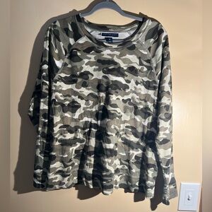 Women’s Karen Scott Sport Camo Long Sleeve Henley Shirt Size XL